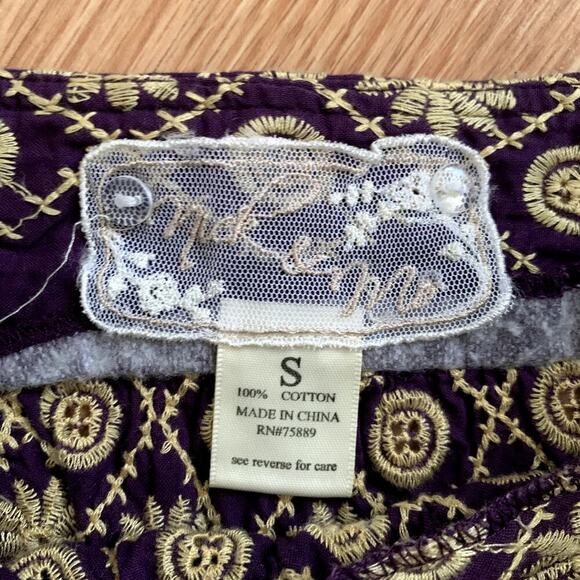 Nick & Mo Anthroplogie Embroidered Mini Skirt Size S Purple Gold Pleanty Pocket - Picture 3 of 7